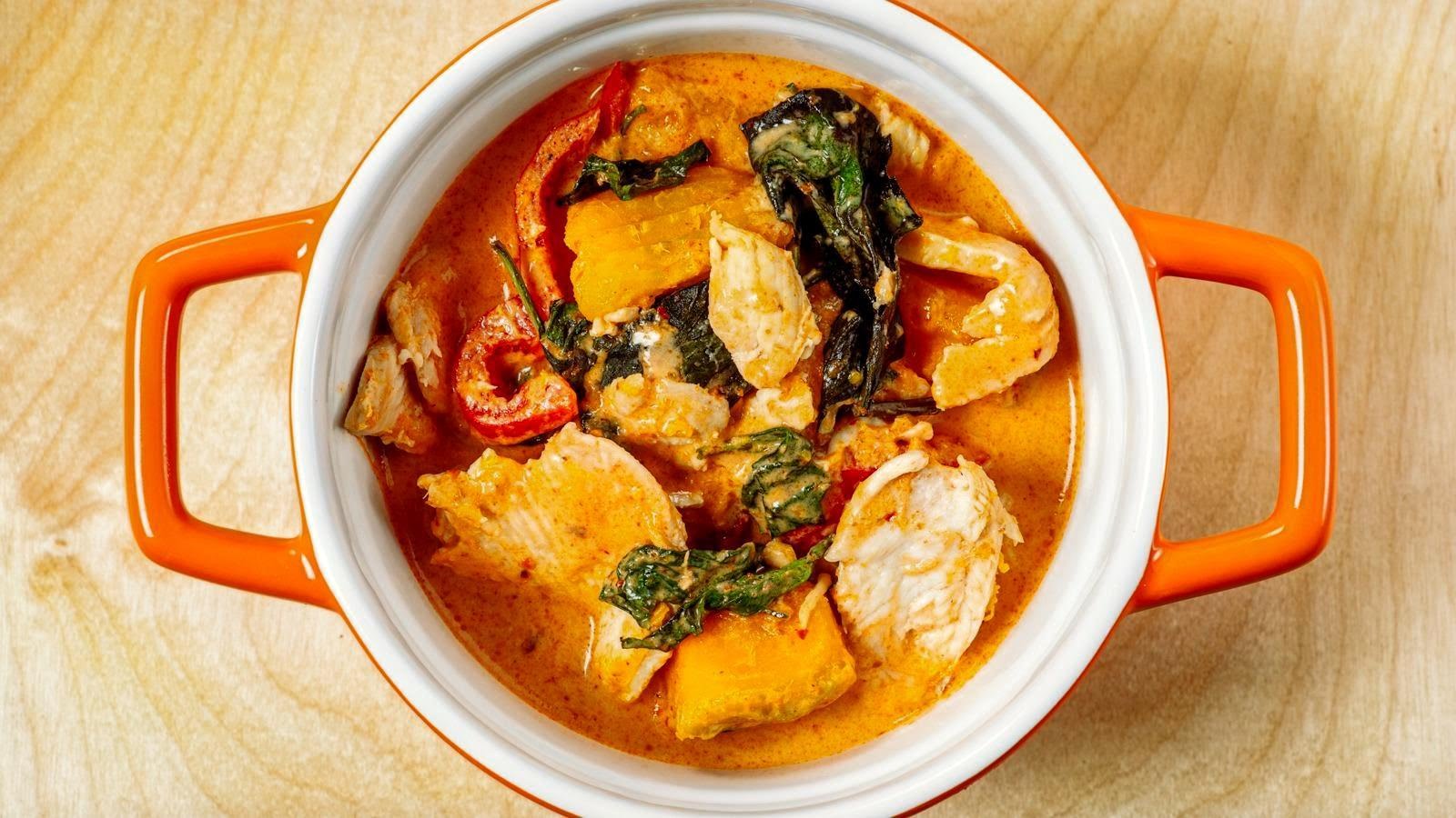 Rukdiew Cafe by null