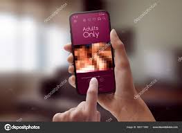 Women look at porn on their phones more than men jpg x Mobile phone