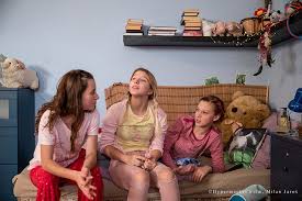 １２歳　ヌード|12歳の少女と避妊具使わずに複数回性交し、裸を撮影 元自衛官の男が裁判で語ったこと…「子どもは性行為をしてはだめという認識がありませんでした」 |  TBS NEWS DIG