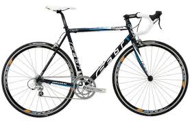 Castiga o bicicleta Felt F95 Roadbike si un ceas Time Force