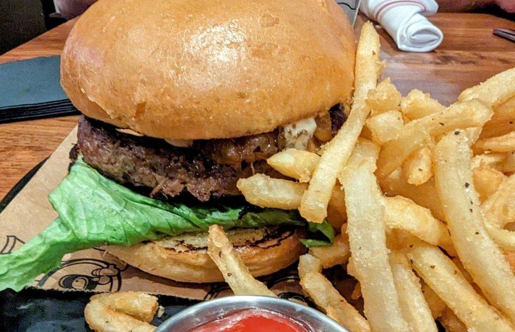 Batch Gastropub: Miami by null