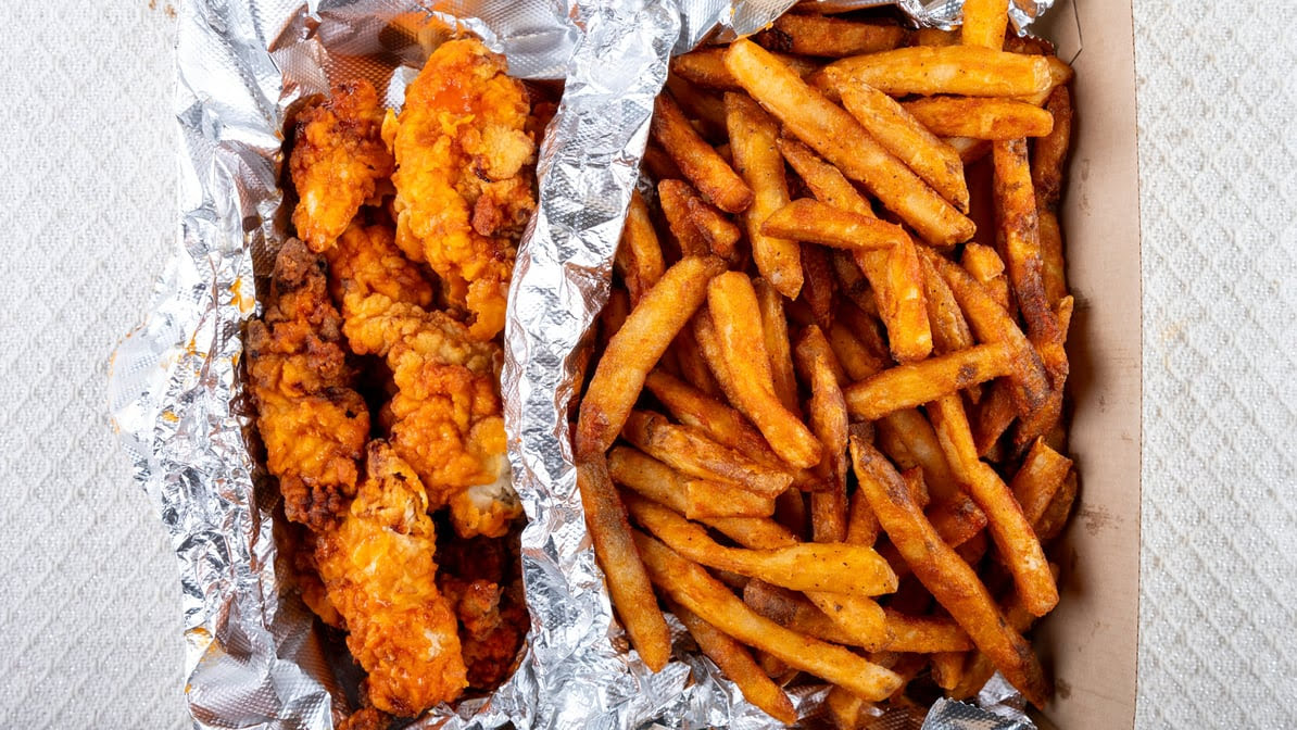 Luigi's Pizza Bar & Grill by null