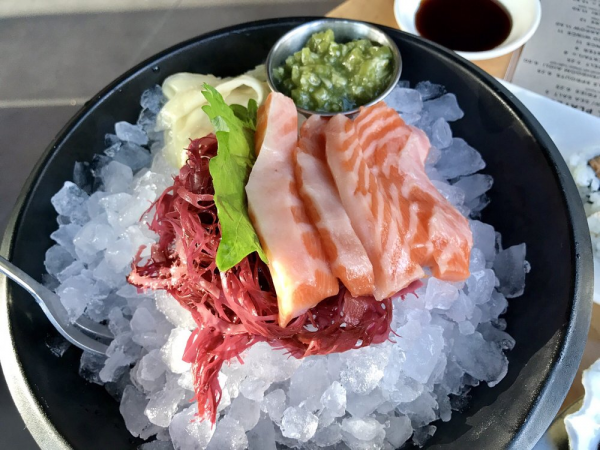EMC Seafood & Raw Bar by null