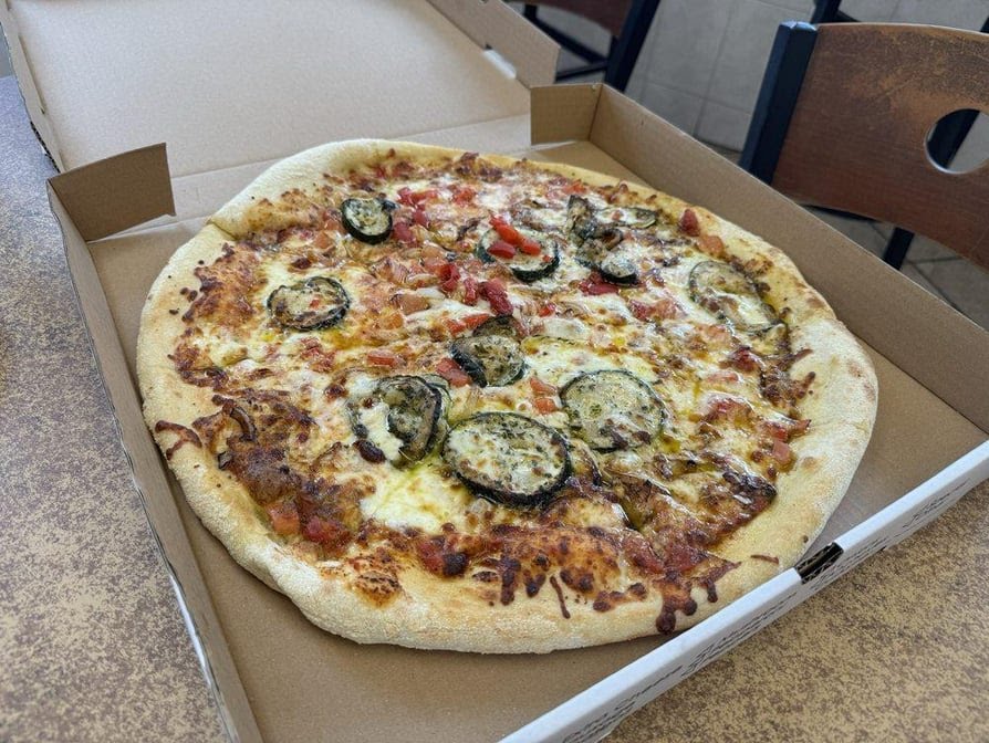 Boston Kitchen Pizza by null
