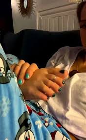 Cute girl gets her toes suck and feet played with jpg x Teen toe sucking