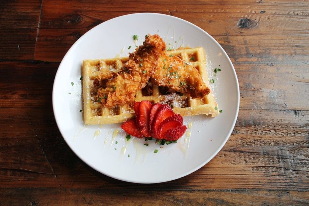 Egg Bar Brunch & Bar by null