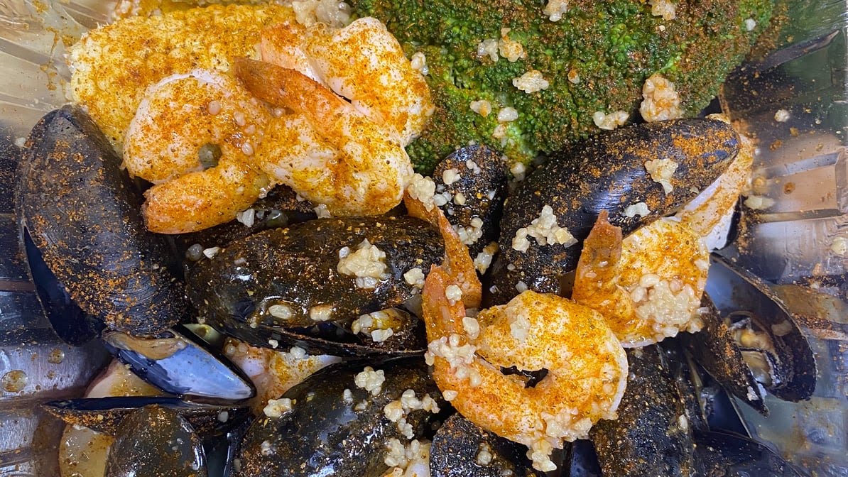 Sals Seafood by null