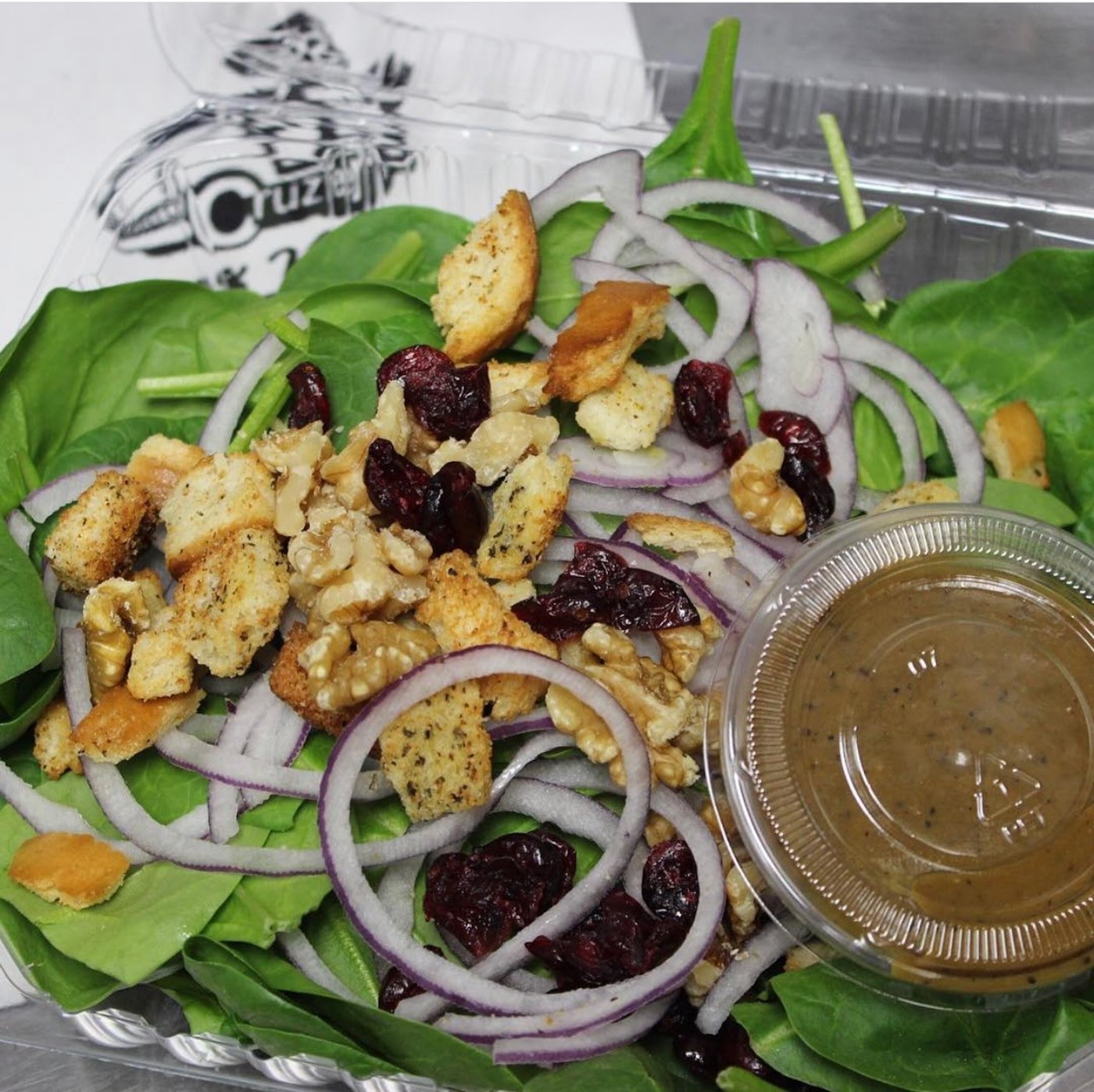 Cruzer Pizza 100% Vegan by null