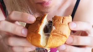 Public cumomlette eating in a restaurant with a load of fresh cum sort jpg x Cum food eating