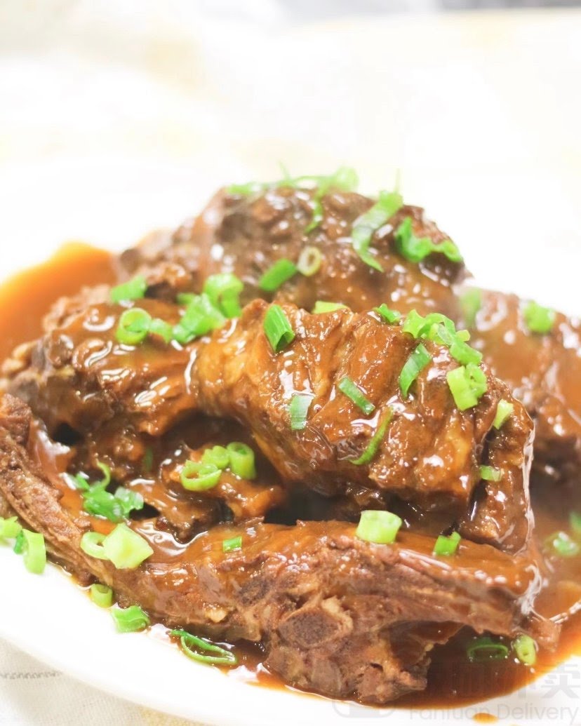 Golden Garden 金山饭店 by null