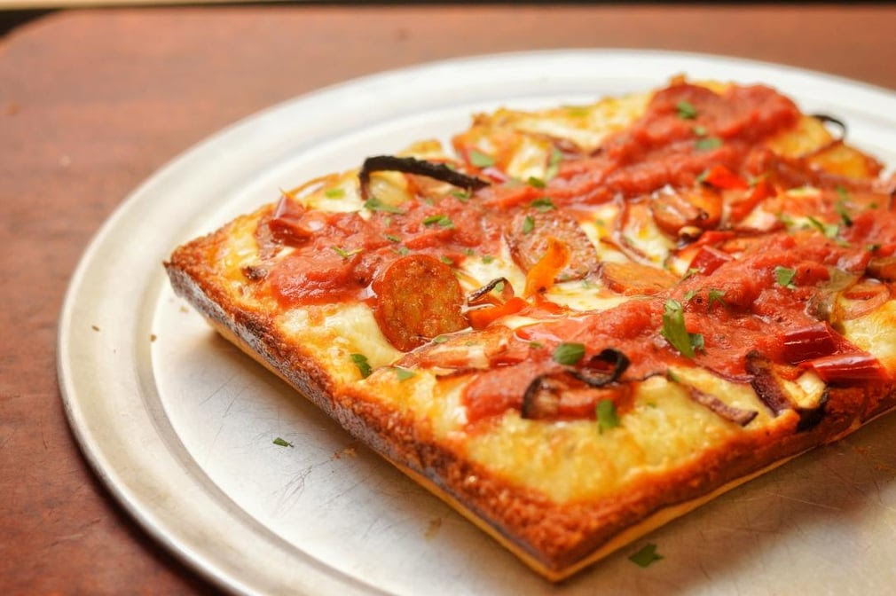 Parma's Pizzeria by null