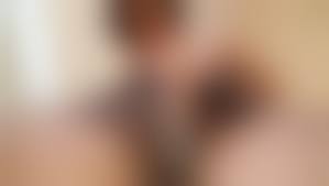 熟女　マンコ　アップ|トイレでおしっこをする熟女マンコのクローズアップ - Pornhub.com