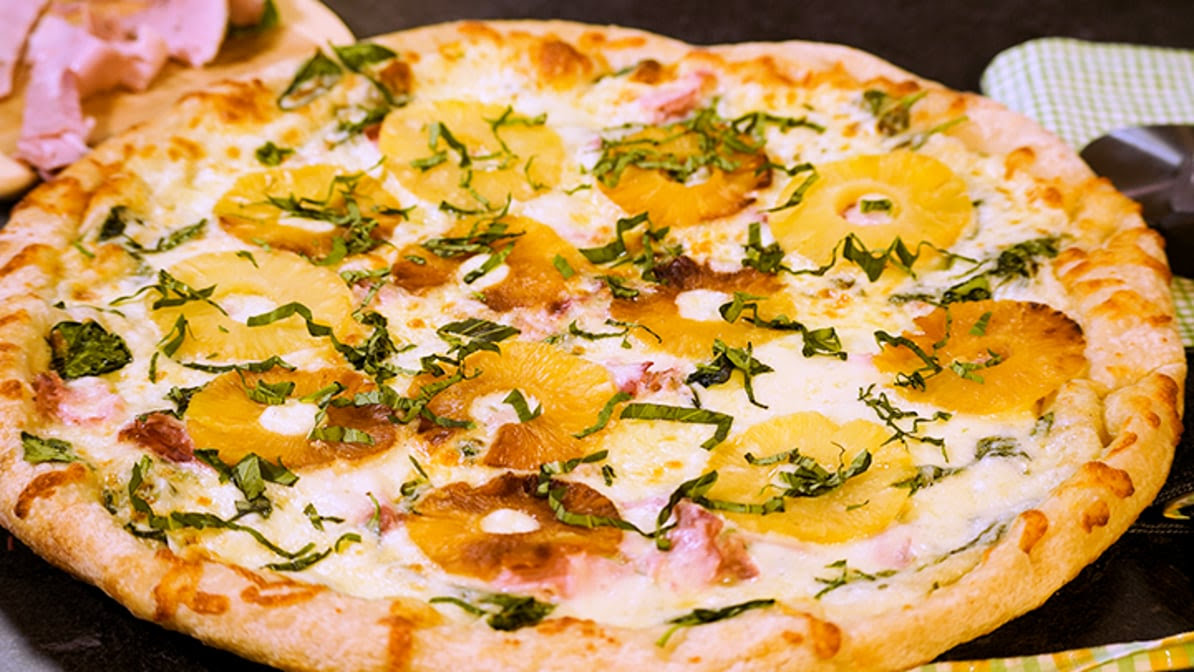 Regina Pizzeria by null