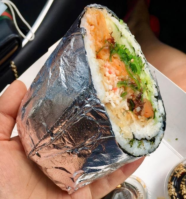 Poke & More Lomita by null