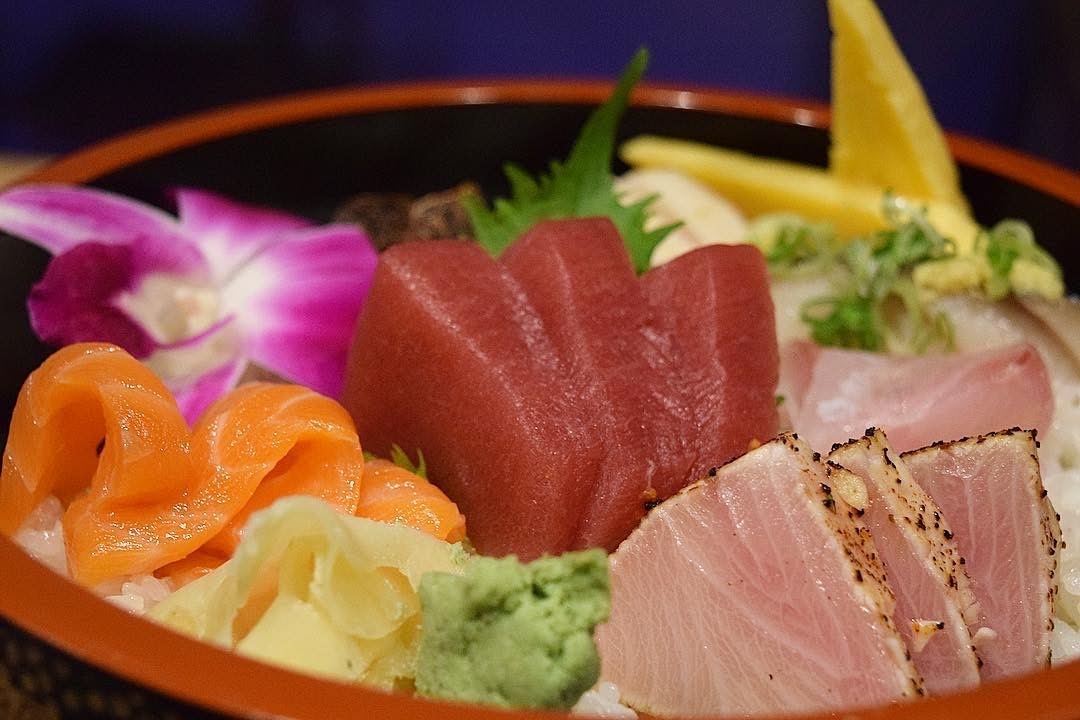 Tomo Sushi & Ramen by null