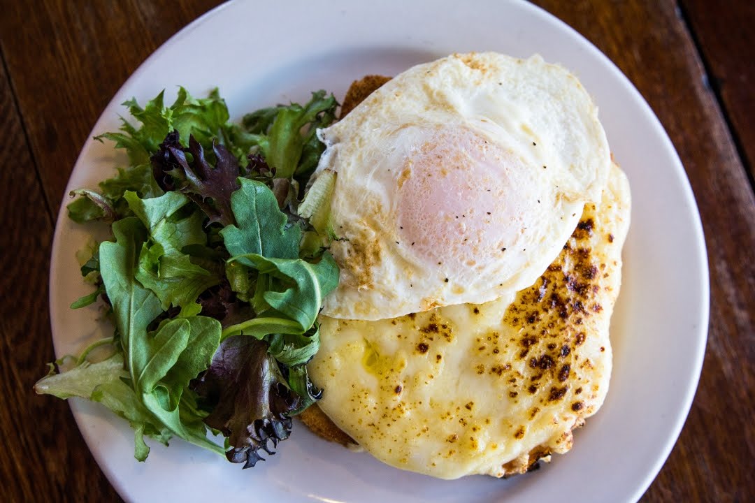 Café Madeleine South Park by null