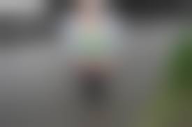 濃い黒タイツ脚エロ画像|超短いショートパンツに黒タイツの女性か歩いていて朝から動揺しました | ImitationSkin – パンスト直穿きフェチの復活