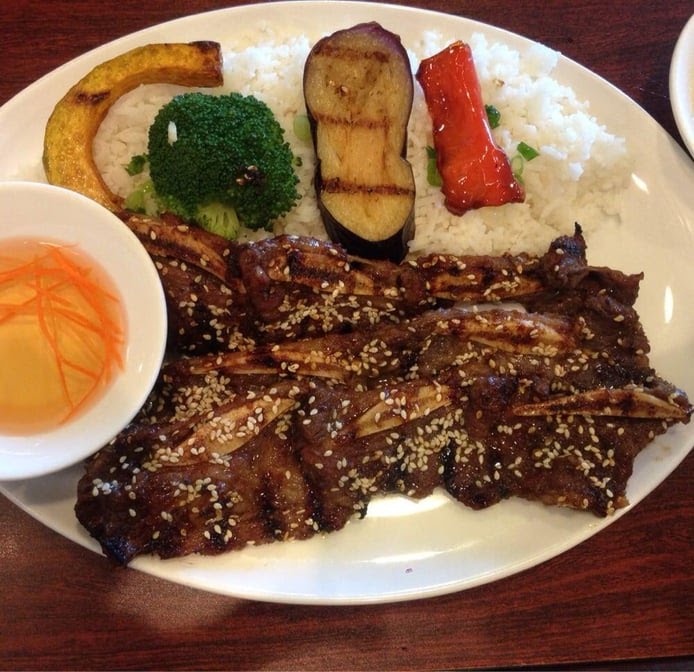 Vivi's Vietnamese Noodle House by null