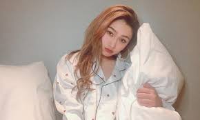 PANTY-LOVE画像|keilEen（ケバビン）さんのインスタグラム写真 -  (keilEen（ケバビン）Instagram)「履いてるんだけどベージュっぽいから伝わらない🤭🤭🤭 おNew🍑 #おしりん#パンツ#panty #love#尻映え#おしり#お尻#桃育#桃尻#尻#桃🍑#ハーフ#Philippine#cute#panty#cute#セクシー#大人 ...