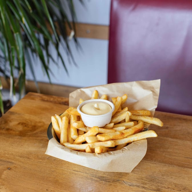 The Peninsula Bar and Restaurant by null