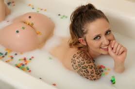 Naked girl in tub jpg x Naked girl in tub