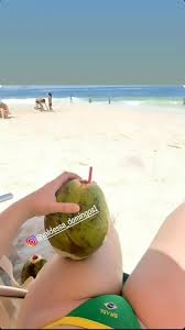 Porn video ficando peladinha na praia publica jpg x Na praia