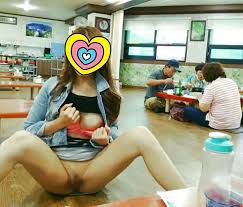 Women flashing in public jpg x Women flashing in public