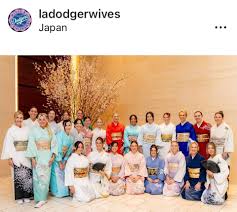 奥様　写真|真美子さんだ」ドジャース“奥様会”公式インスタが公開！集合写真で笑顔 “運命の第5戦”開幕 - スポニチ Sponichi Annex 野球