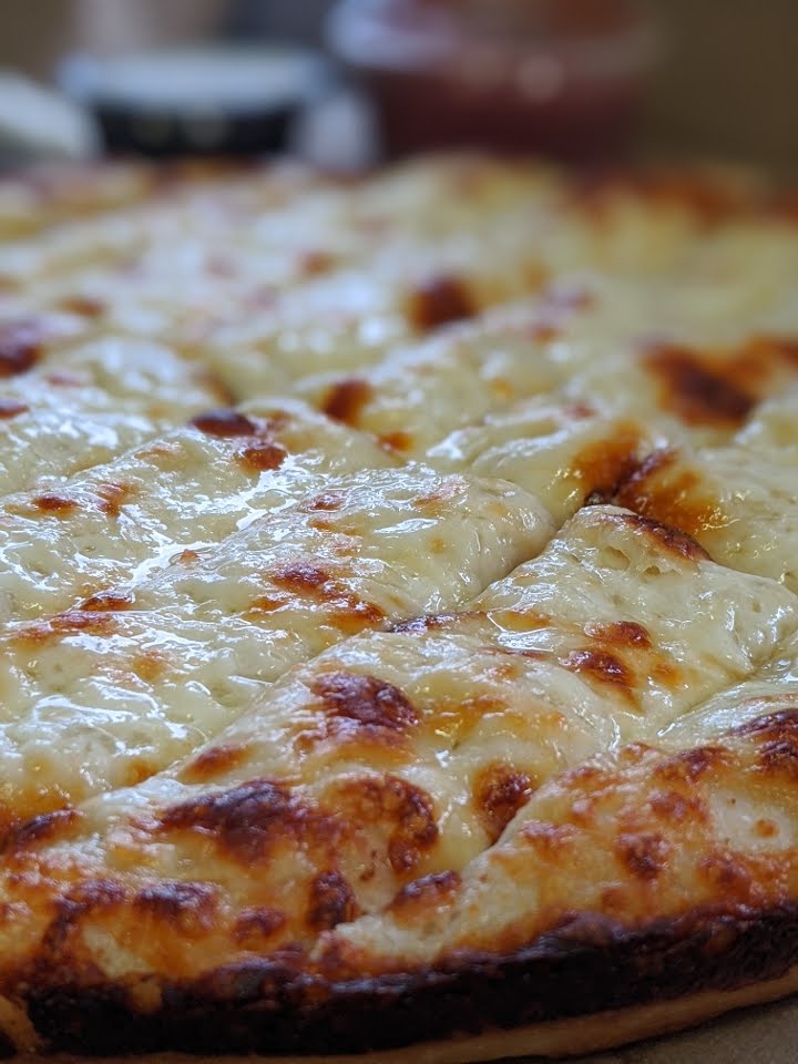 Tania's Pizza by null