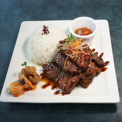 Vietnamese Foodies Downtown by null