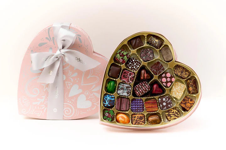 Araya Artisan Chocolate by null