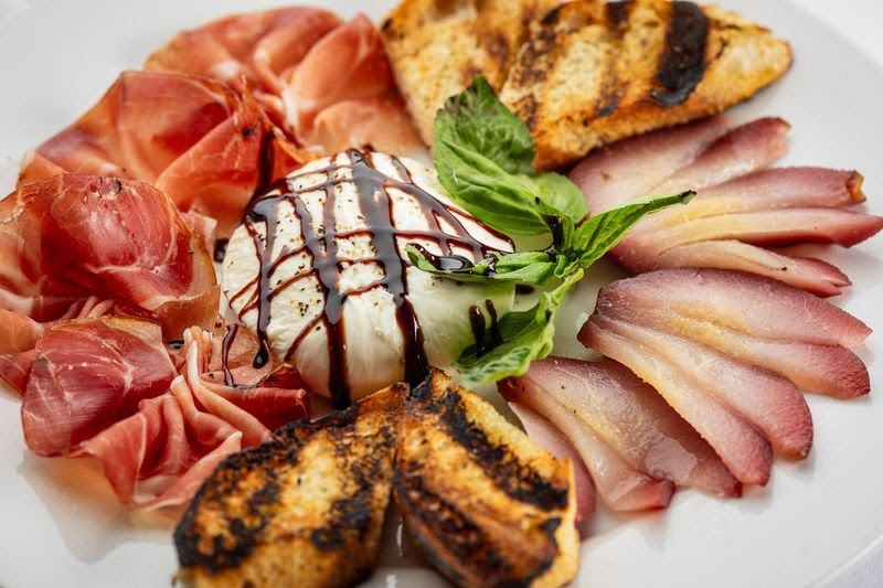 Avanzare Italian Restaurant - Lombard by null