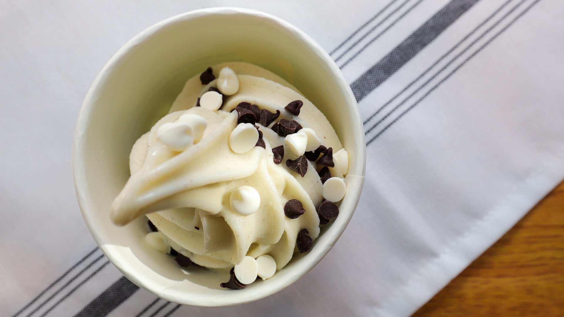 Easy Breezy Frozen Yogurt Noe Valley by null