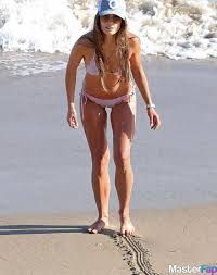 Jordana brewster exposing sexy body and hot ass in black bikini on beach porn pictures photos sex images pictoa jpg x Jordana brewster exposing