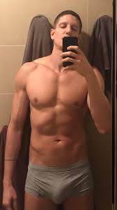 De a ca bda jpg x Gay mike