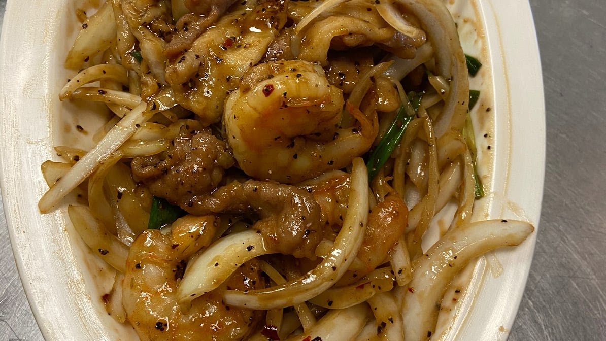 Lucky Chen Chinese Restaurant by null