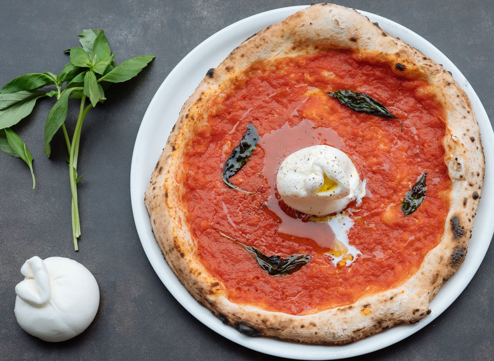 Pizza Nuova by null