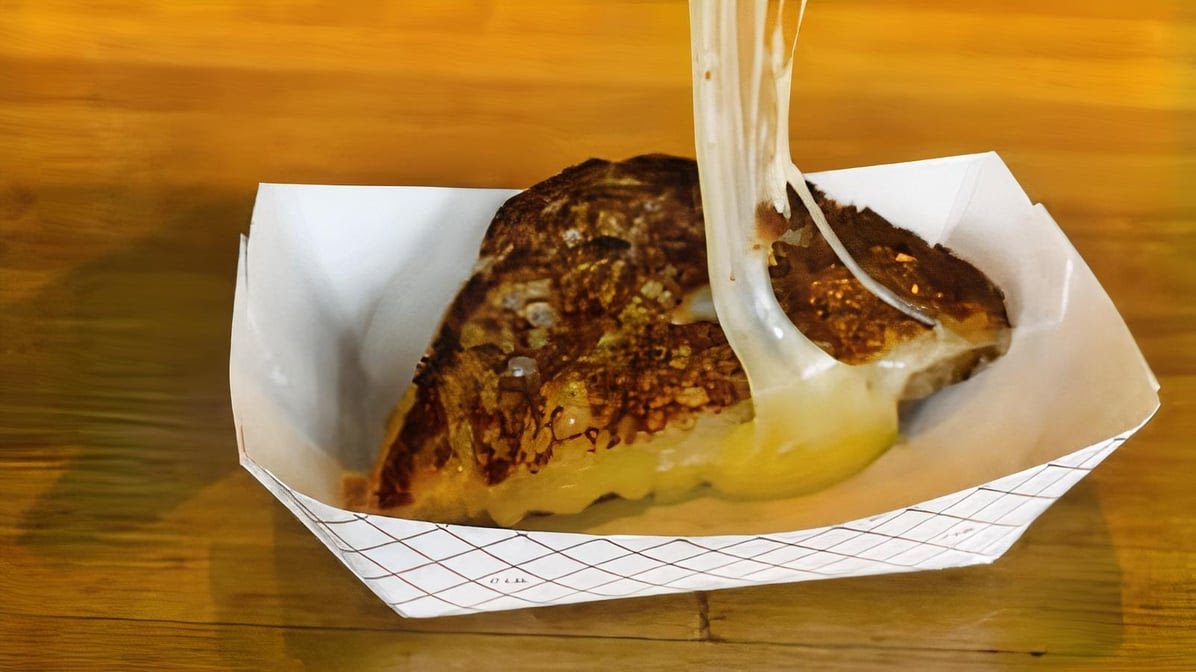 Roxy's Grilled Cheese & Burgers - Central Square, Cambridge by null