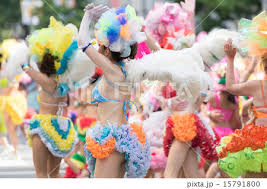 サンバ　小学生盗撮|４Ｋ】2017.7.22 草加よさこいサンバ「自由の森学園」C会場（ロータリー） - YouTube