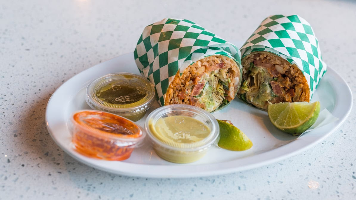 Taqueria y Birrieria las Cuatro Milpas by null