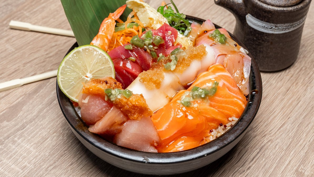 Kiroro Sushi by null