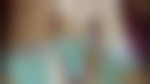 menina  buceta calcinha|Ela saiu do quarto dela e veio deitar na minha cama só de calcinha, pedi  pra gravar e tocar no pacotão dela e vi a buceta dela pela primeira vez  colocando a