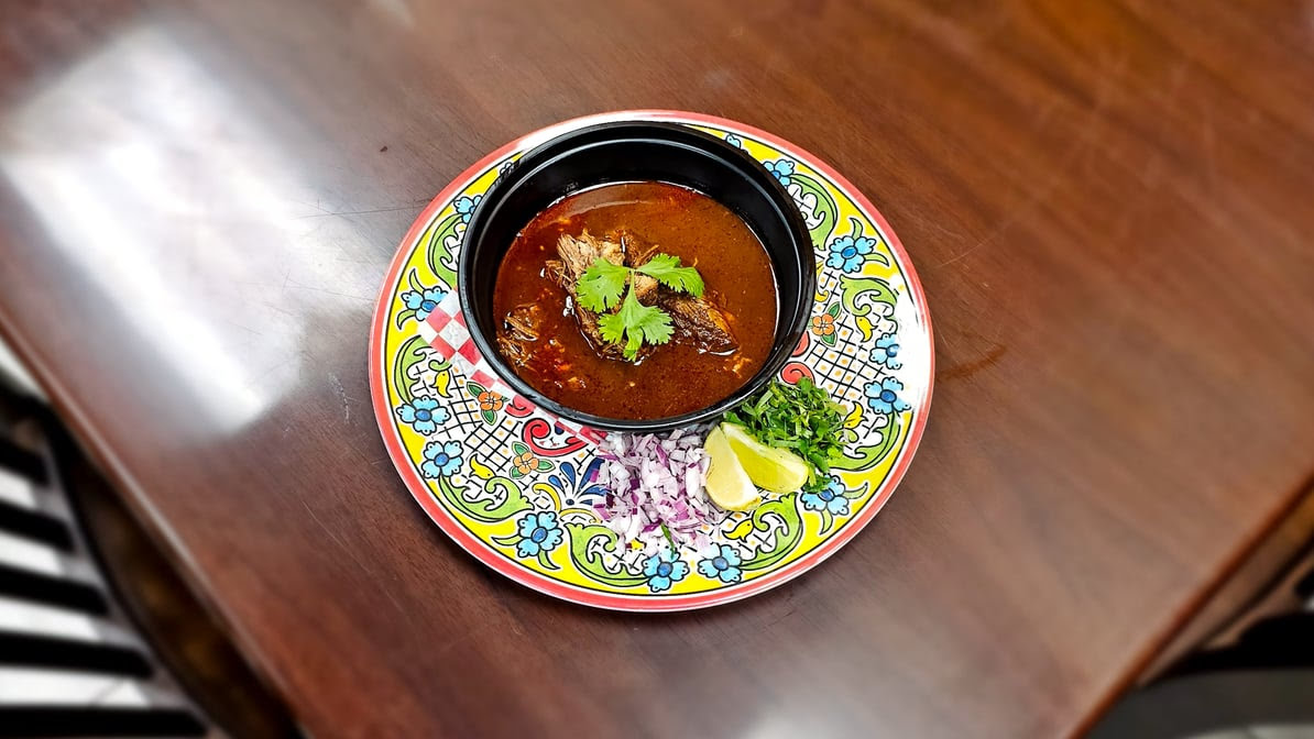 Tacos y Mariscos Los Carnales inc. by null