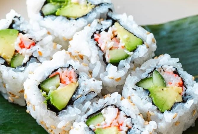 Ryo Sushi by null
