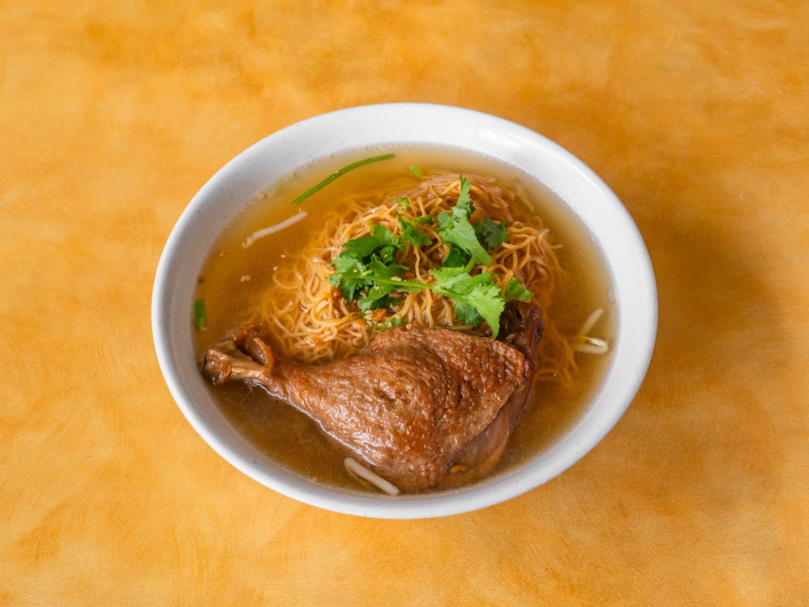 Hai Ky Mi Gia by null