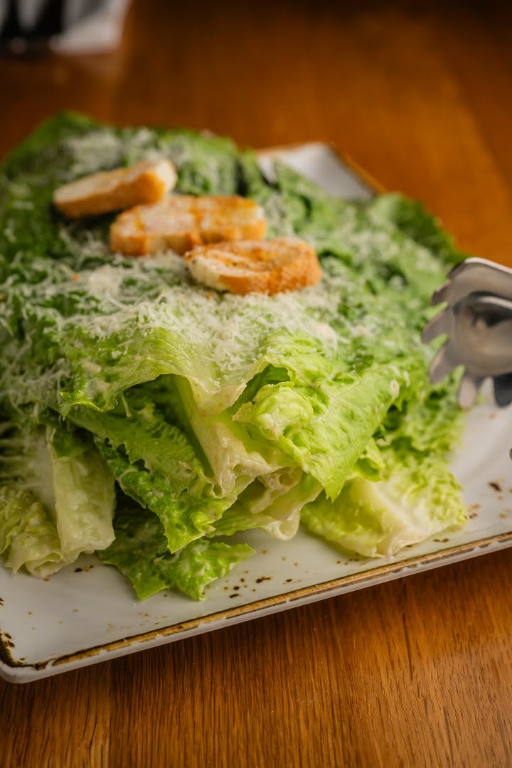 Cottonwood Restaurant & Bar by null