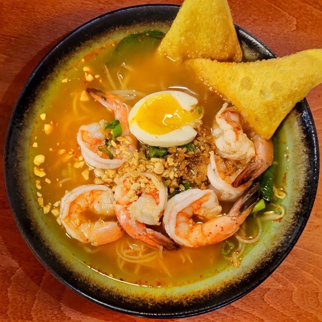 Bangkok Bento Thai Kitchen and Sushi bar by null