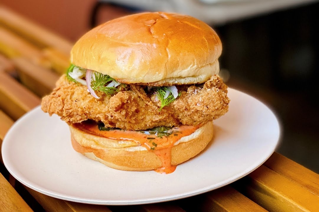 Lulu’s Wine Garden by null