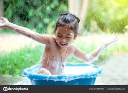 bath child girl|My 3-Year-Old's Comment About Her 'Privates' During Bath Time Spurred an  Important Lesson