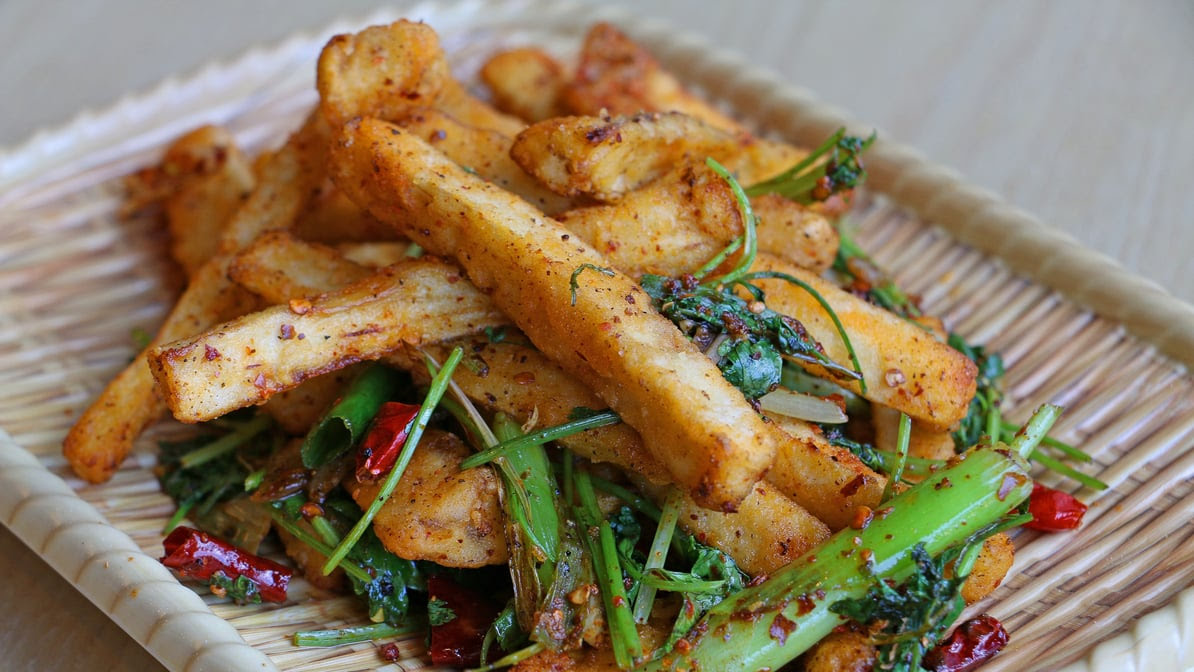 Q By Peter Chang by null